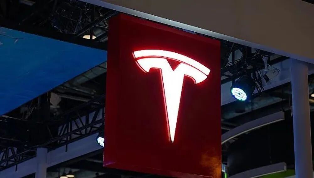 马斯克的坚守：为买个域名，苦等13年，豪掷1100万美金买下Tesla.com！